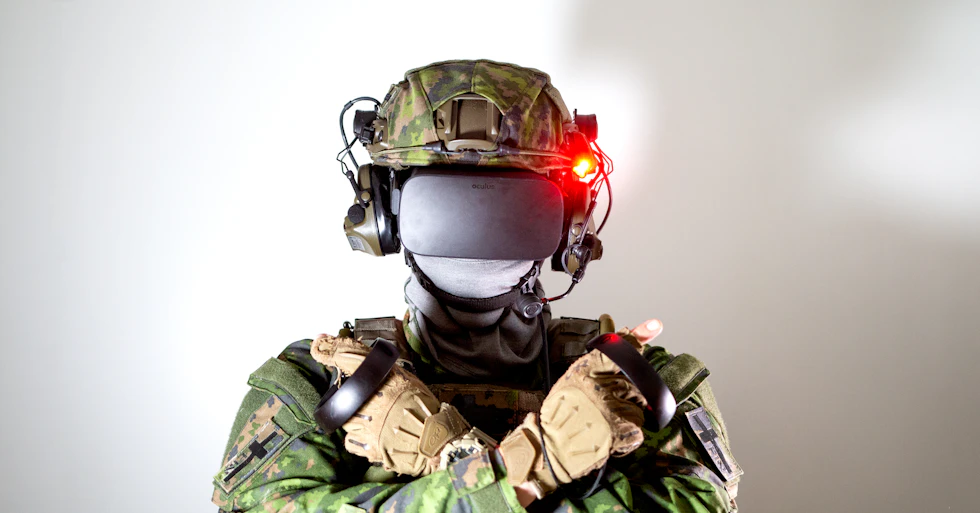 Programmable IR Signal Light or Fixed-Pattern Marker?